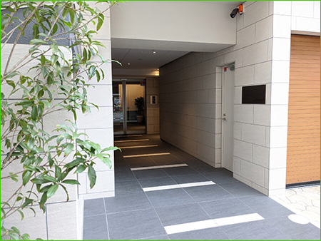 LINX(リンクス)大阪 オフィス外観